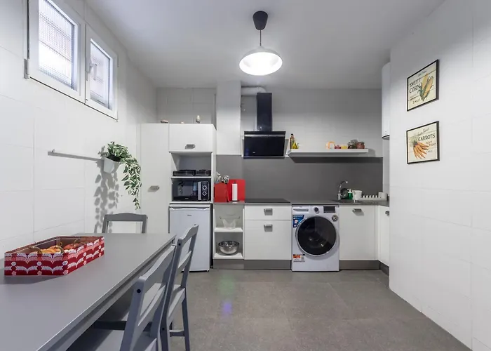 Confortable Con Parking En Apartamento