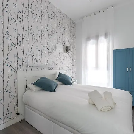 Confortable Con Parking En Daire